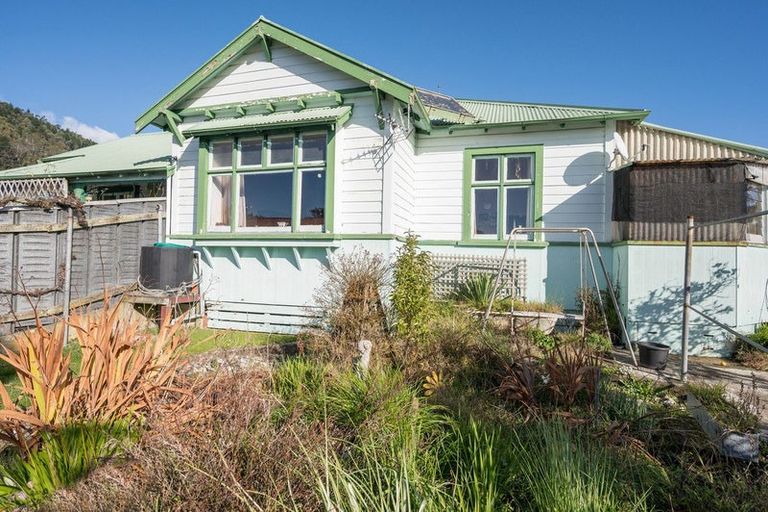 Photo of property in 170 Kawai Street South, Nelson South, Nelson, 7010
