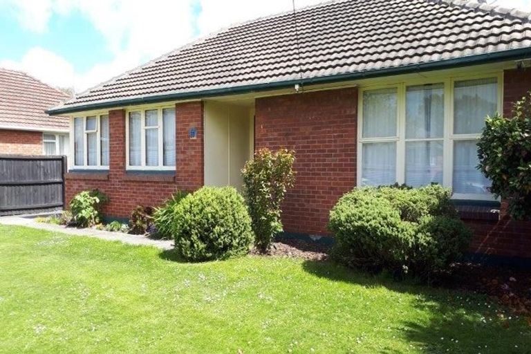 Photo of property in 37 Wayside Avenue, Burnside, Christchurch, 8053