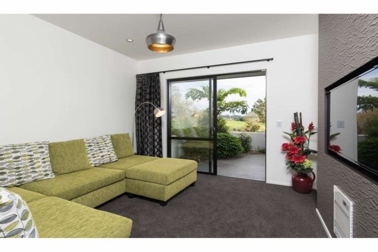 Photo of property in 10 Cochrane Drive, Kerikeri, 0230