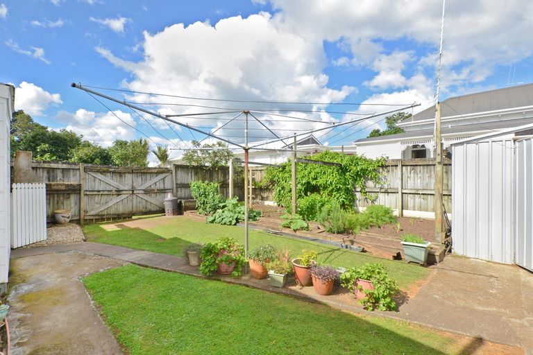 Photo of property in 64 Jack Street, Otangarei, Whangarei, 0112