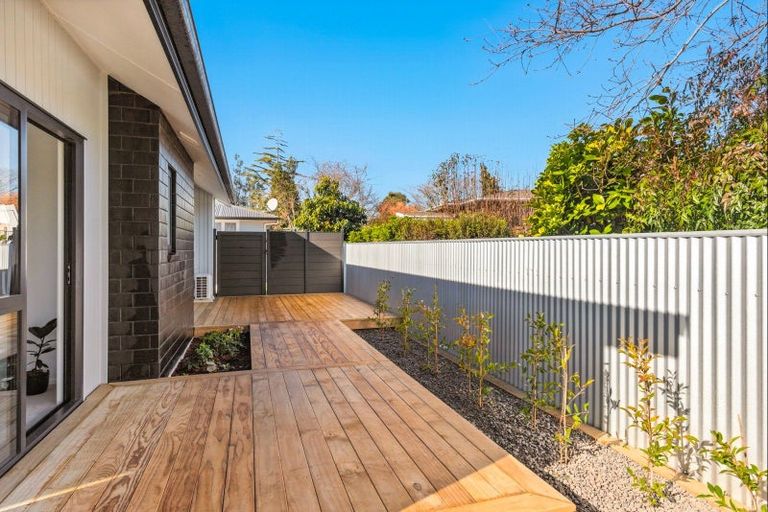 Photo of property in 11d Gordon Place, Levin, 5510