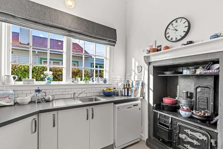 Photo of property in 66 Portal Street, Durie Hill, Whanganui, 4500