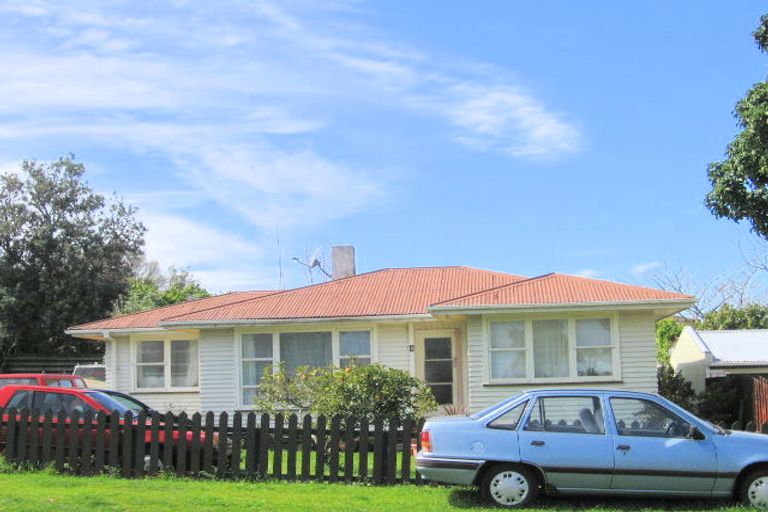 Photo of property in 5 Warwick Place, Brookfield, Tauranga, 3110