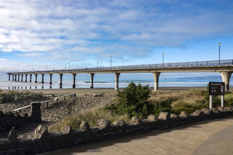 Photo of property in 140 Seaview Road, New Brighton, Christchurch, 8061