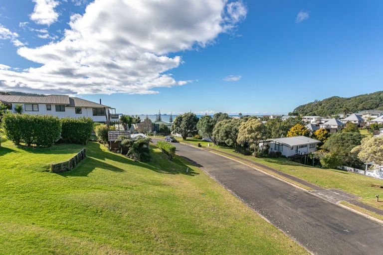 Photo of property in 216 Russell Bruce Place, Onemana, Whangamata, 3691