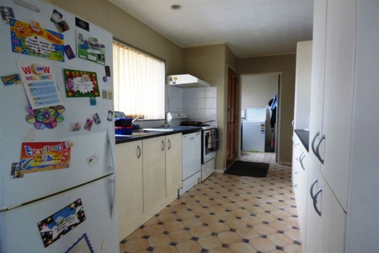 Photo of property in 32 Mcneil Street, Balclutha, 9230