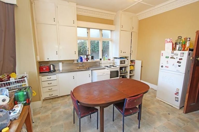 Photo of property in 40 Manor Place, Dunedin Central, Dunedin, 9016