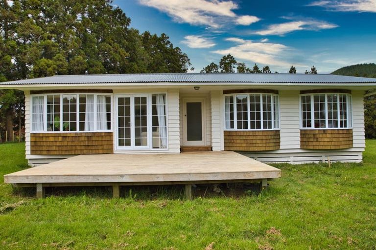 Photo of property in 805 Whangaripo Valley Road, Whangaripo, Wellsford, 0972
