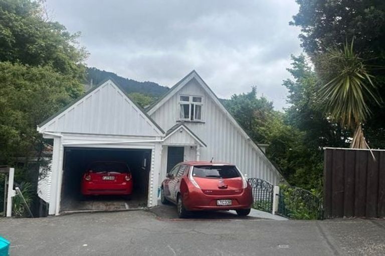 Photo of property in 4a Easdale Street, Kelburn, Wellington, 6012