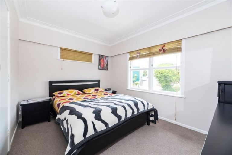 Photo of property in 3/3 Sutton Crescent, Papatoetoe, Auckland, 2025
