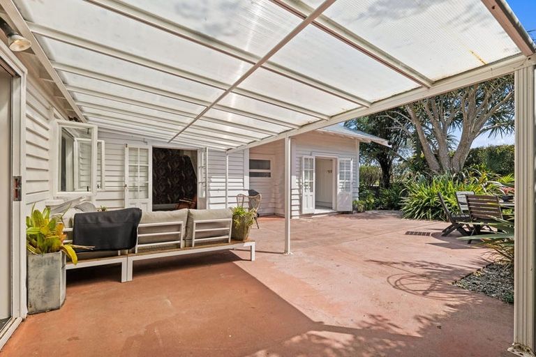 Photo of property in 18 David Street, Westown, New Plymouth, 4310