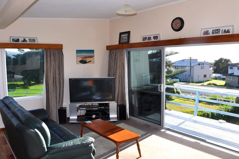 Photo of property in 184 Seaforth Road, Waihi Beach, 3611