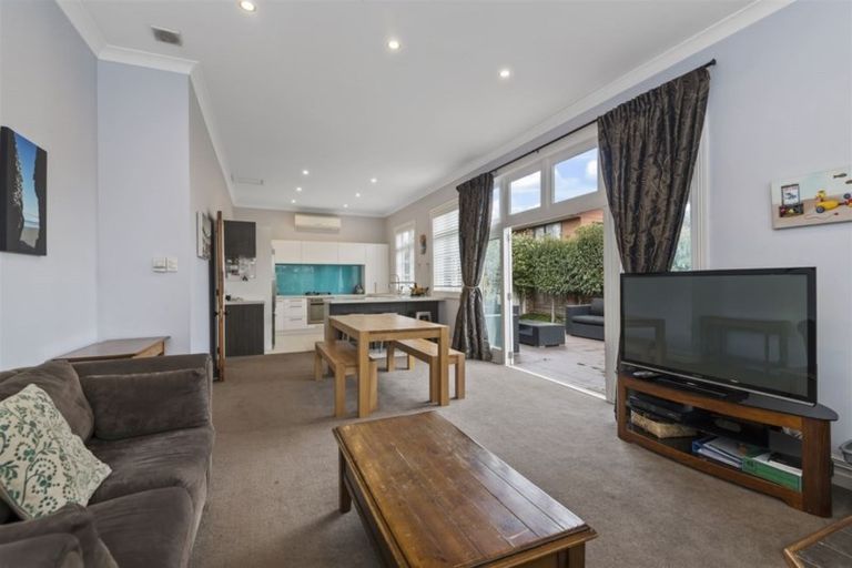 Photo of property in 116 Saint Albans Street, St Albans, Christchurch, 8014