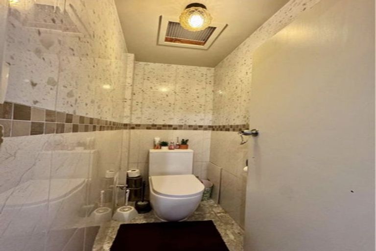 Photo of property in 130 Boundary Road, Clover Park, Auckland, 2019