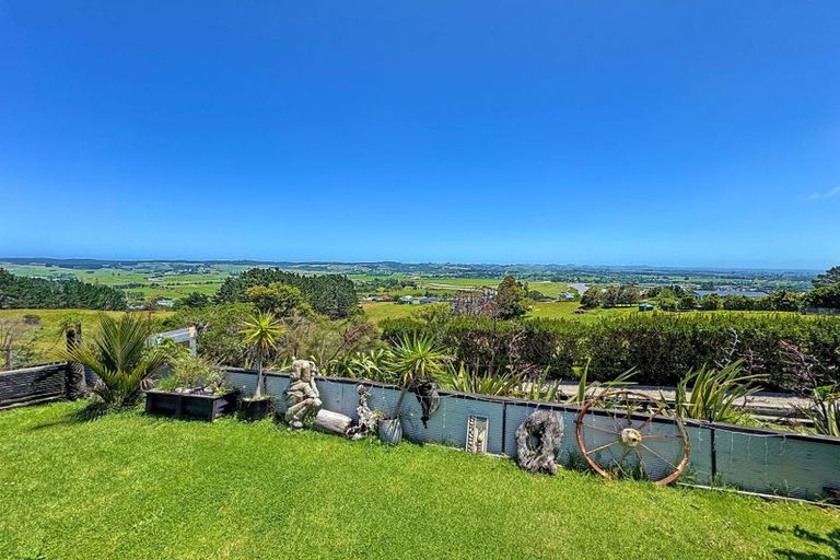Photo of property in 80 Wishart Road, Helensville, 0875