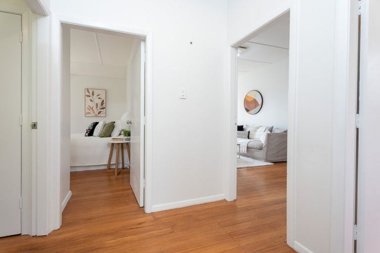 Photo of property in 29 Sidlaw Street, Strathmore Park, Wellington, 6022