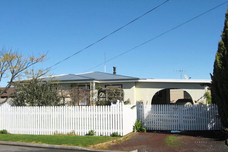 Photo of property in 408 Southland Place, Raureka, Hastings, 4120