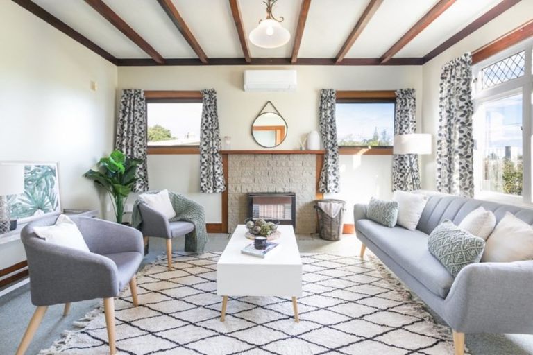 Photo of property in 19 Chambers Street, Te Awa, Napier, 4110