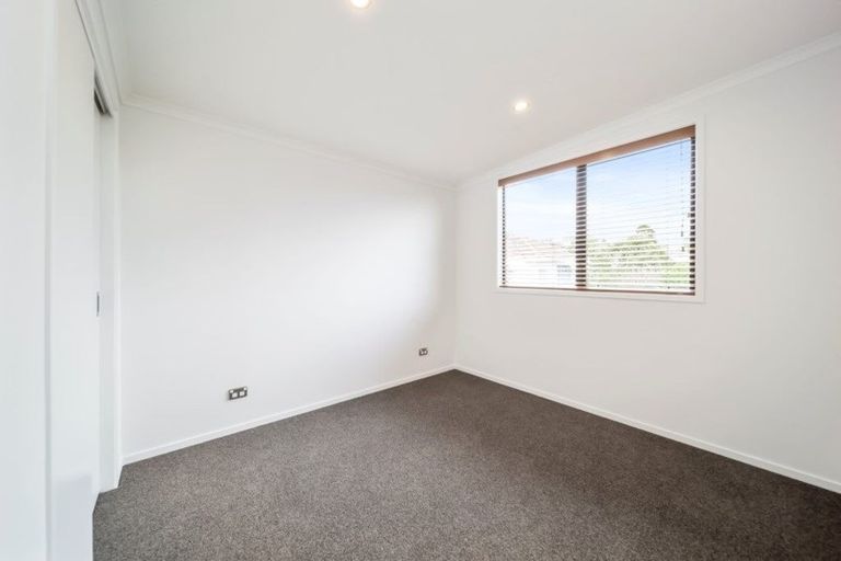 Photo of property in 28b Bayly Road, Moturoa, New Plymouth, 4310