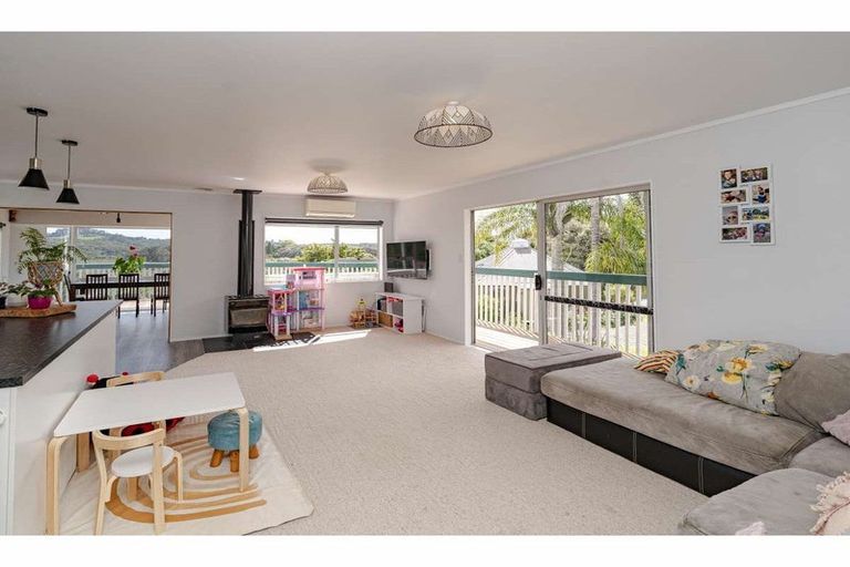 Photo of property in 83 Rangitane Loop Road, Kerikeri, 0294