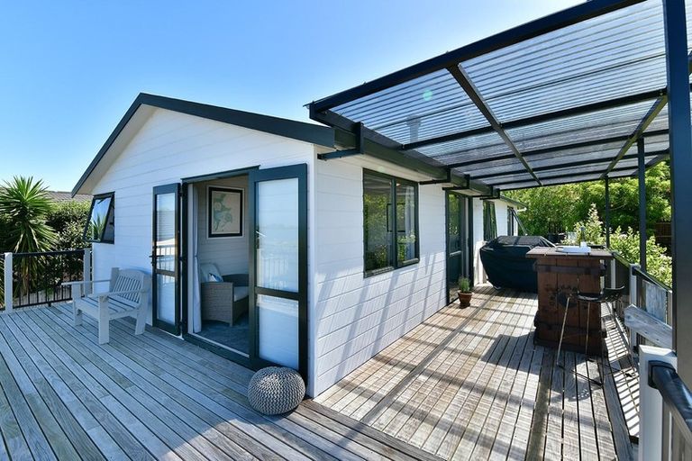 Photo of property in 18 Te Kapa Place, Snells Beach, 0920