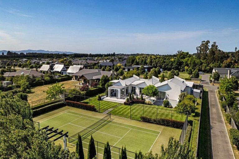 Photo of property in 11 Frisby Drive, West Melton, 7618