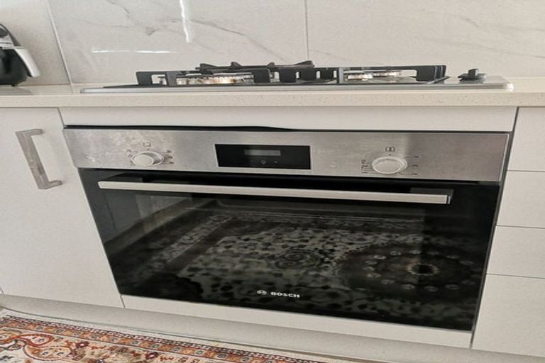 Photo of property in 9b Poruru Close, Papakura, 2110