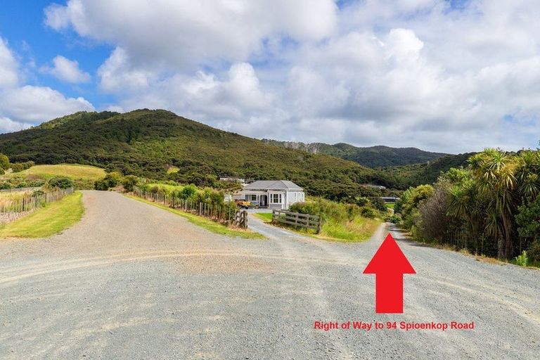 Photo of property in 94 Spioenkop Road, Mangawhai, 0573