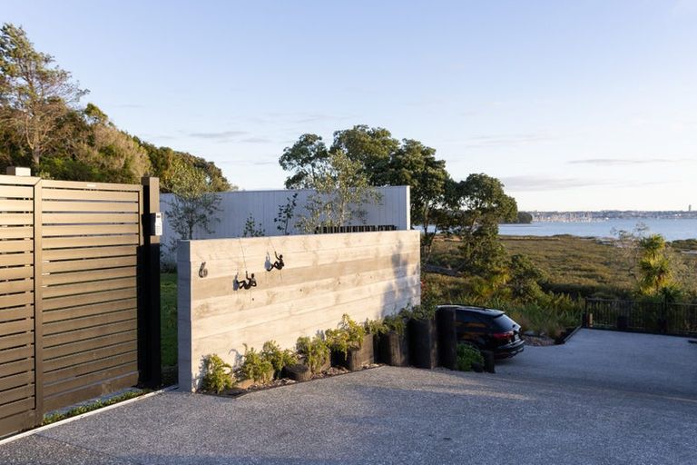 Photo of property in 6 Pine Ridge Terrace, Hauraki, Auckland, 0622