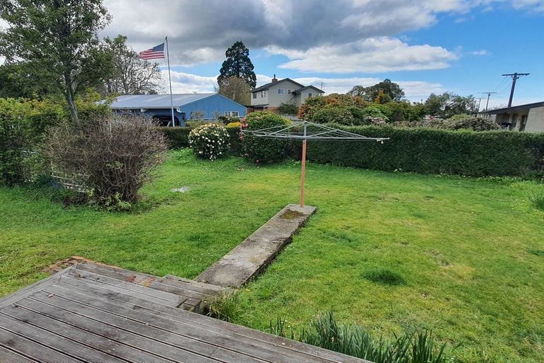 Photo of property in 10 Parsonage Road, Waimate, 7924