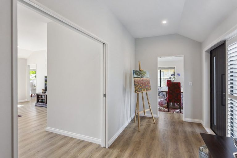 Photo of property in 176 Milne Drive, Paraparaumu, 5032