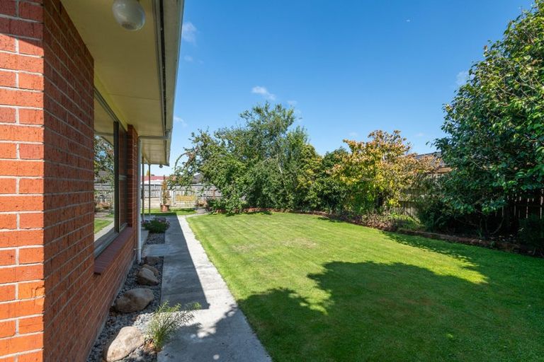 Photo of property in 77 Oak Grove, Ashburton, 7700