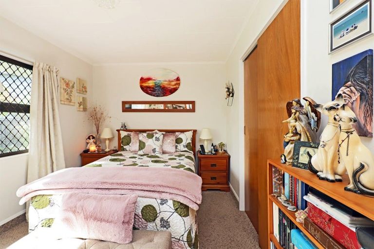 Photo of property in 6b Oxford Place, Taradale, Napier, 4112