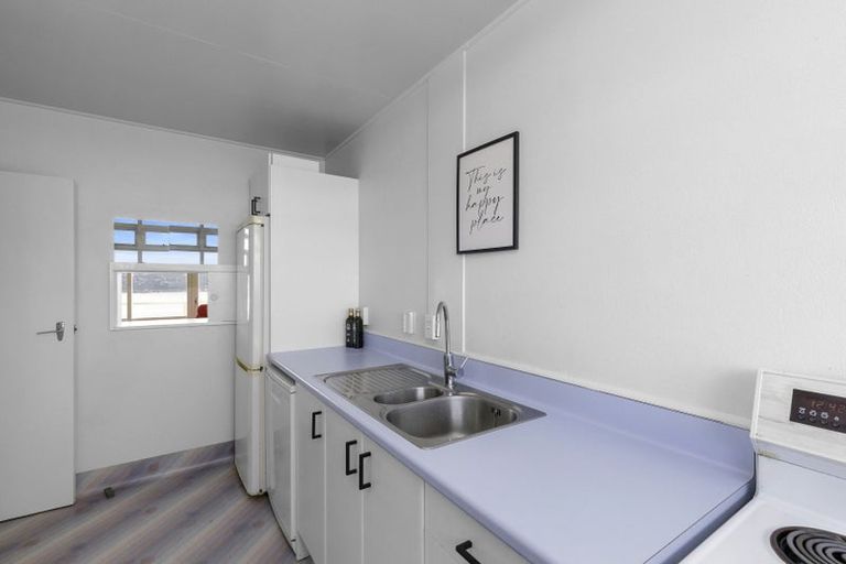 Photo of property in Gateway Apartments, 19 Maida Vale Road, Roseneath, Wellington, 6011