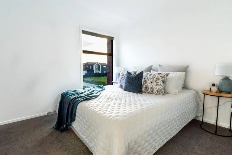 Photo of property in 20 Atutahi Lane, Papamoa, 3118