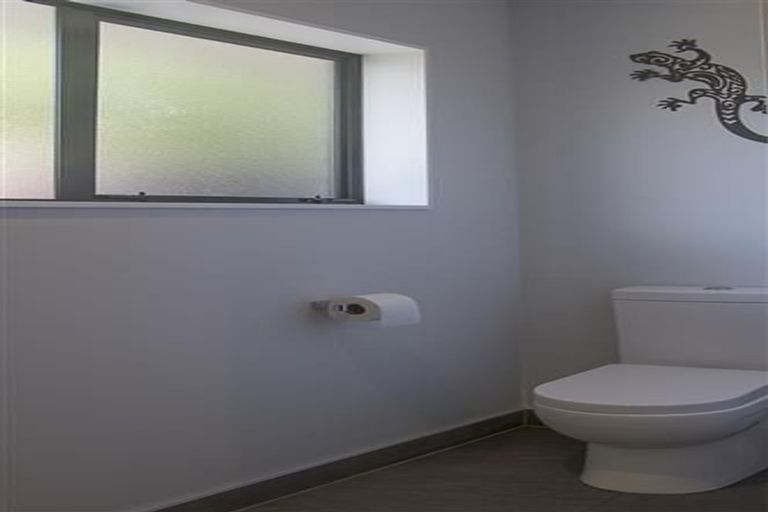 Photo of property in 56 Awanui Drive, Waikanae, 5036