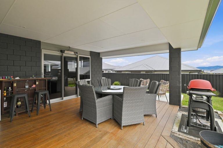 Photo of property in 121 Harakeke Drive, Wharewaka, Taupo, 3330