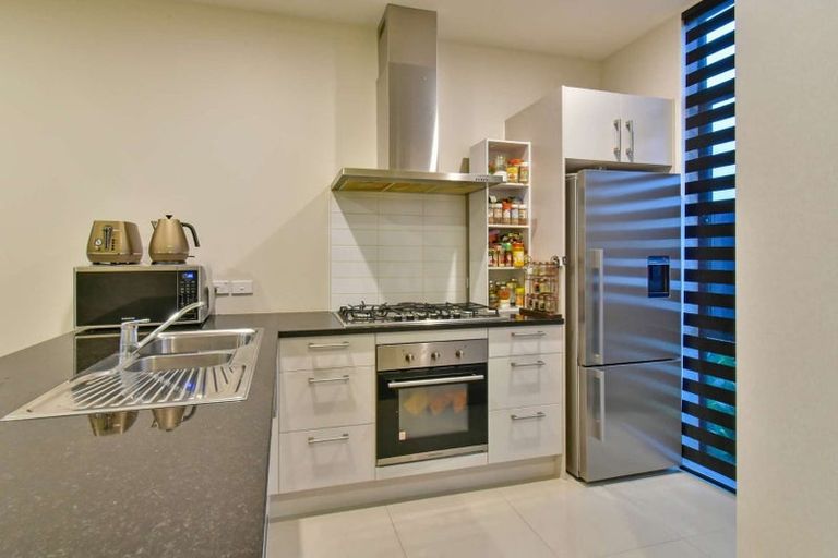 Photo of property in 69 Battalion Drive, Papakura, 2110