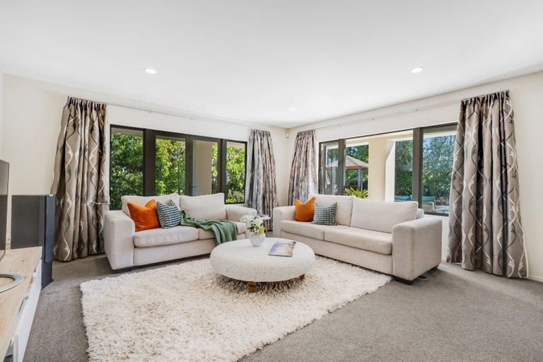 Photo of property in 24 Santa Cruz Drive, Shamrock Park, Auckland, 2016