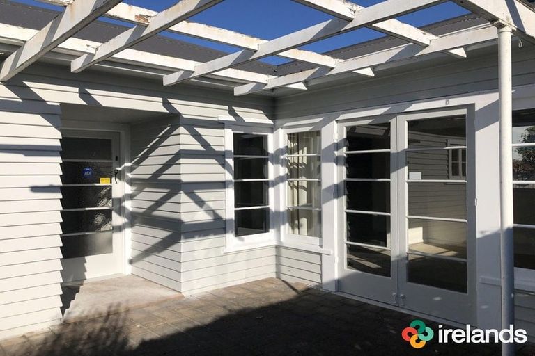 Photo of property in 47 Sawyers Arms Road, Northcote, Christchurch, 8052