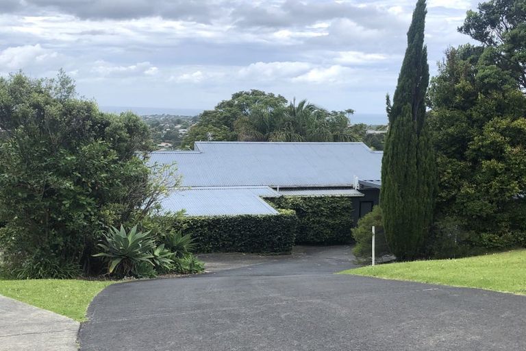 Photo of property in 949 East Coast Road, Torbay, Auckland, 0630