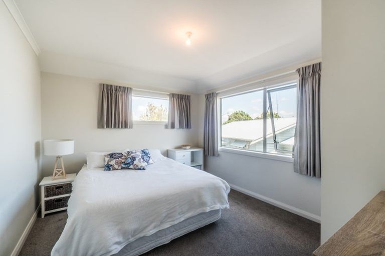 Photo of property in 205 College Street, West End, Palmerston North, 4412