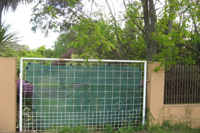 Photo of property in 14 Douglas Road, Amberley, 7410