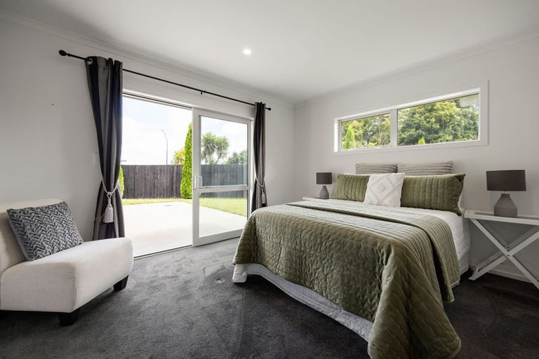 Photo of property in 16 Derwent Place, Flagstaff, Hamilton, 3210