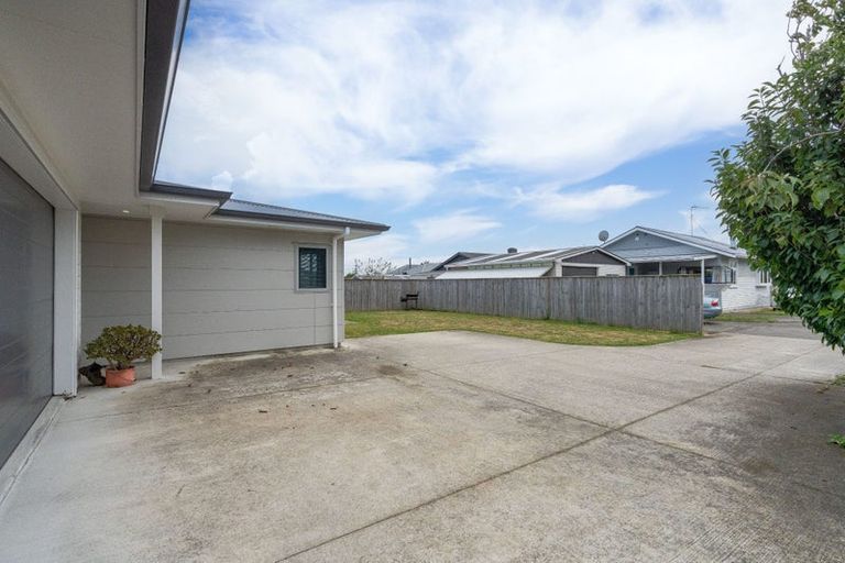 Photo of property in 11a Saxton Street, Levin, 5510