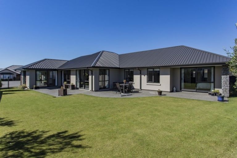 Photo of property in 11 Ballarat Road, Rangiora, 7400