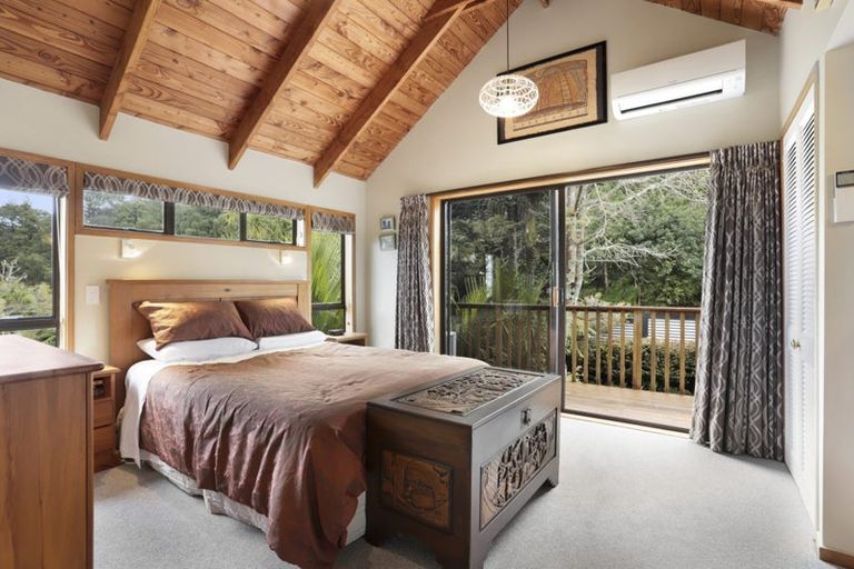 Photo of property in 40 Huia Road, Titirangi, Auckland, 0604