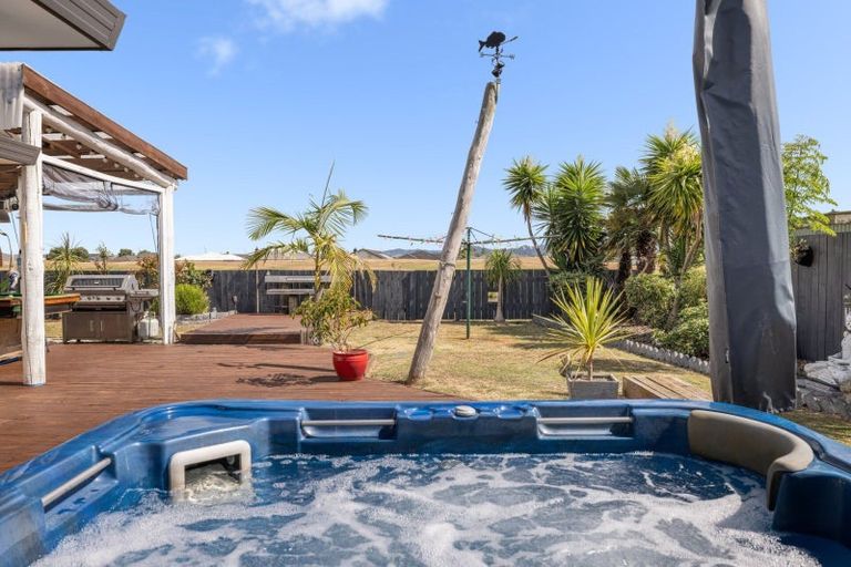 Photo of property in 62 Calypso Drive, Papamoa Beach, Papamoa, 3118
