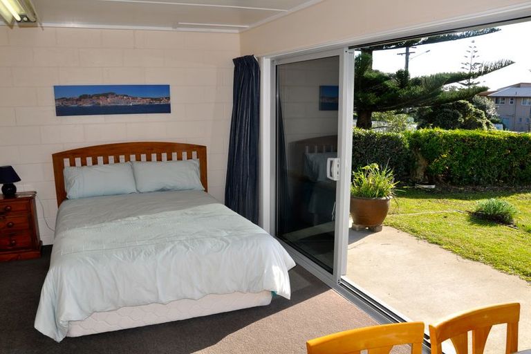 Photo of property in 184 Seaforth Road, Waihi Beach, 3611