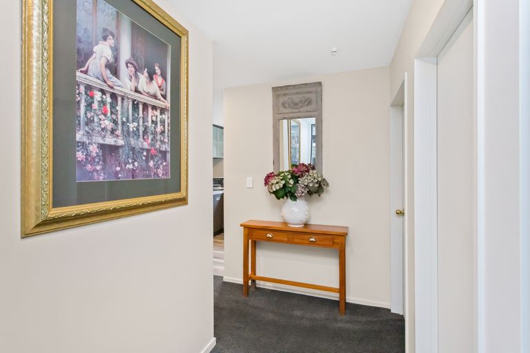 Photo of property in 155a Weston Road, St Albans, Christchurch, 8052